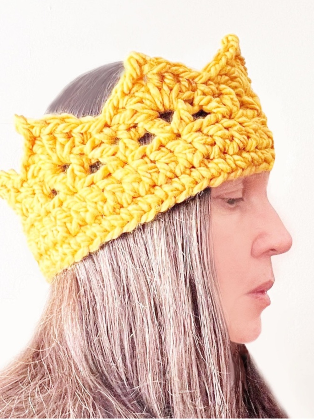 Gold Crochet Crown Headband — Women's Knit Hair Accessory